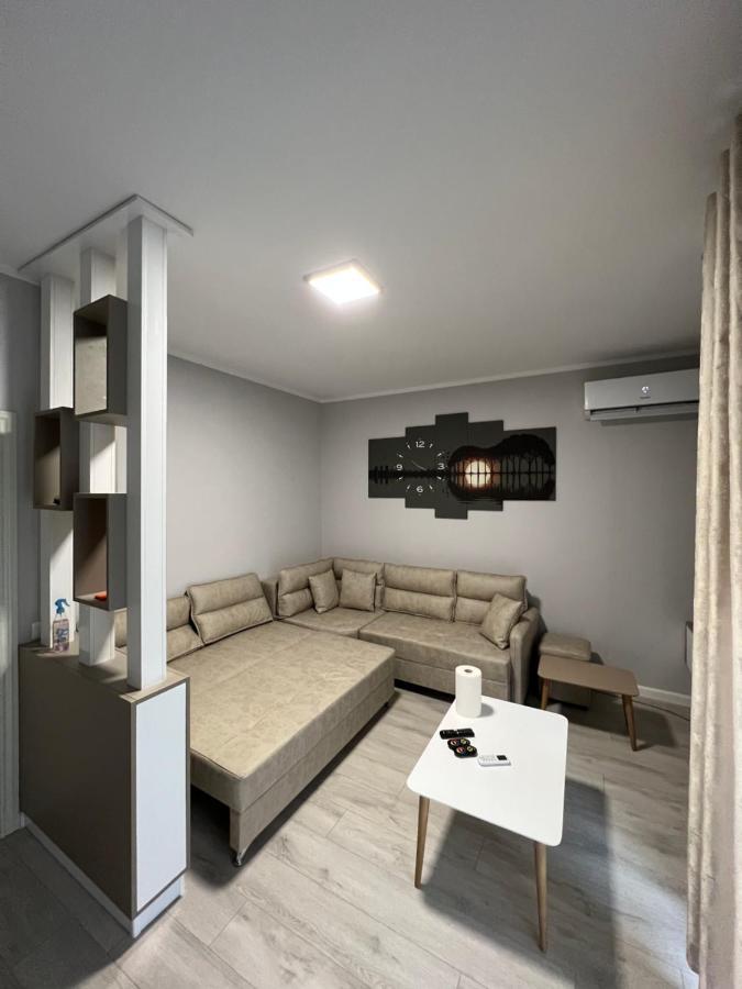090 Area Appartement Tirana Buitenkant foto