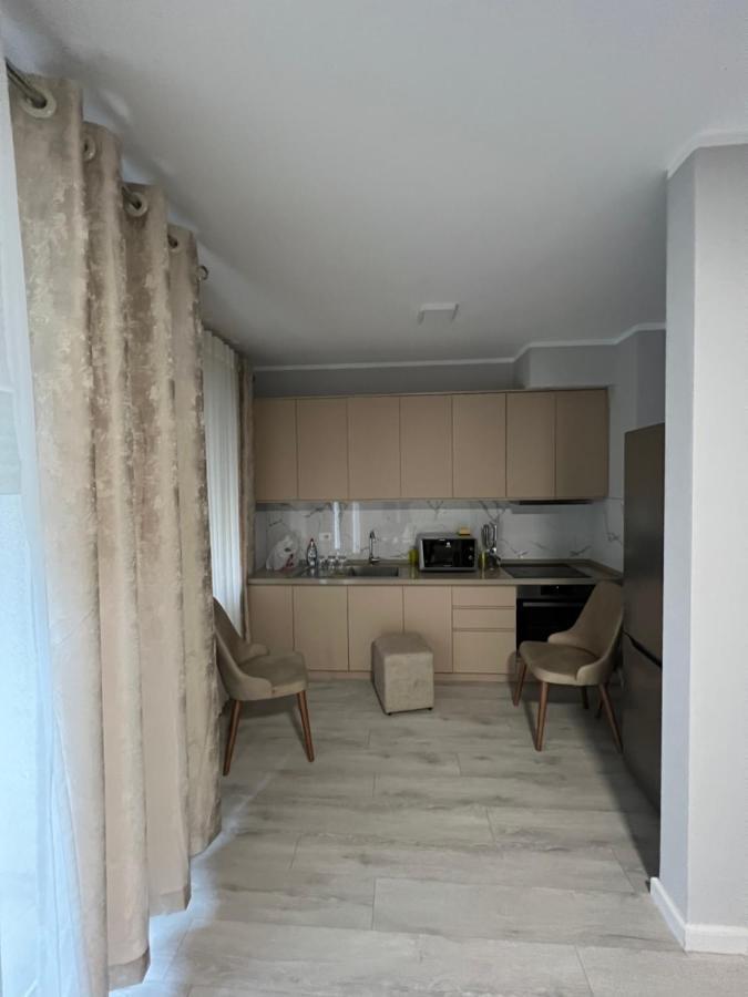 090 Area Appartement Tirana Buitenkant foto